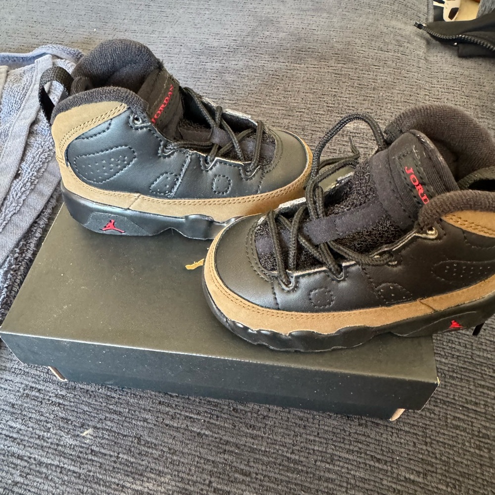 Jordan Black and Brown Sneakers with Rugged Outsole